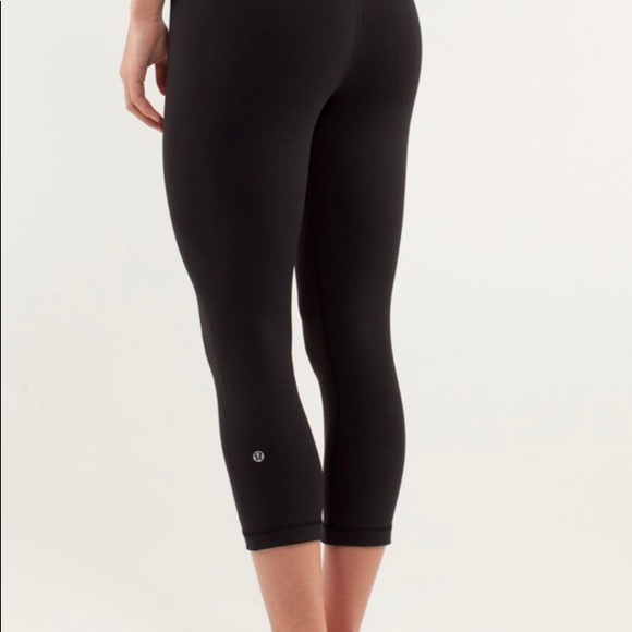 Lululemon 🍋 Astro wunder under crop - Picture 2 of 10